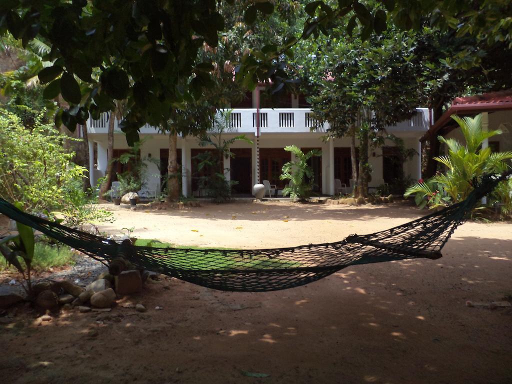 Celestial Inn Mirissa Luaran gambar
