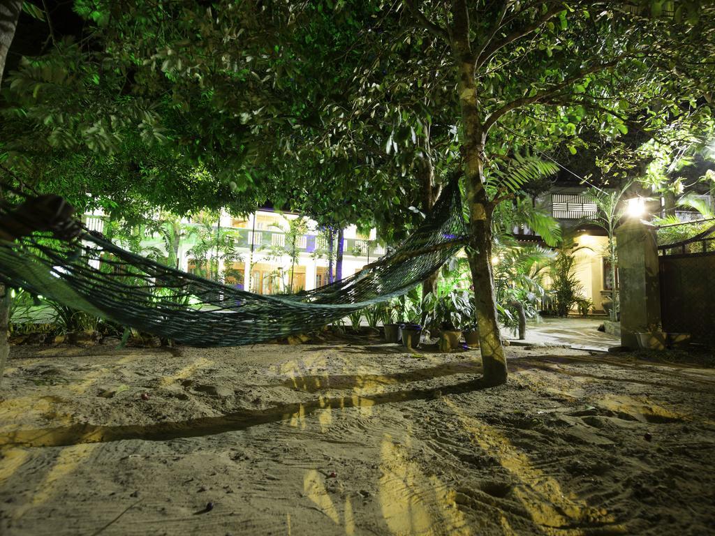 Celestial Inn Mirissa Luaran gambar